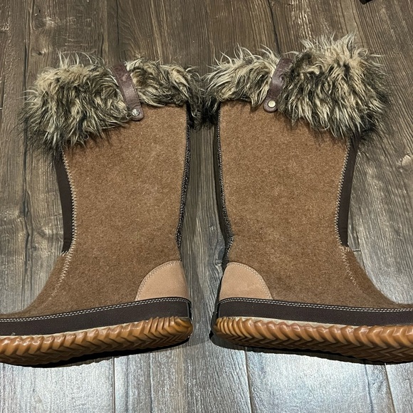 Womens Sorrel Winter Boots - Picture 3 of 7